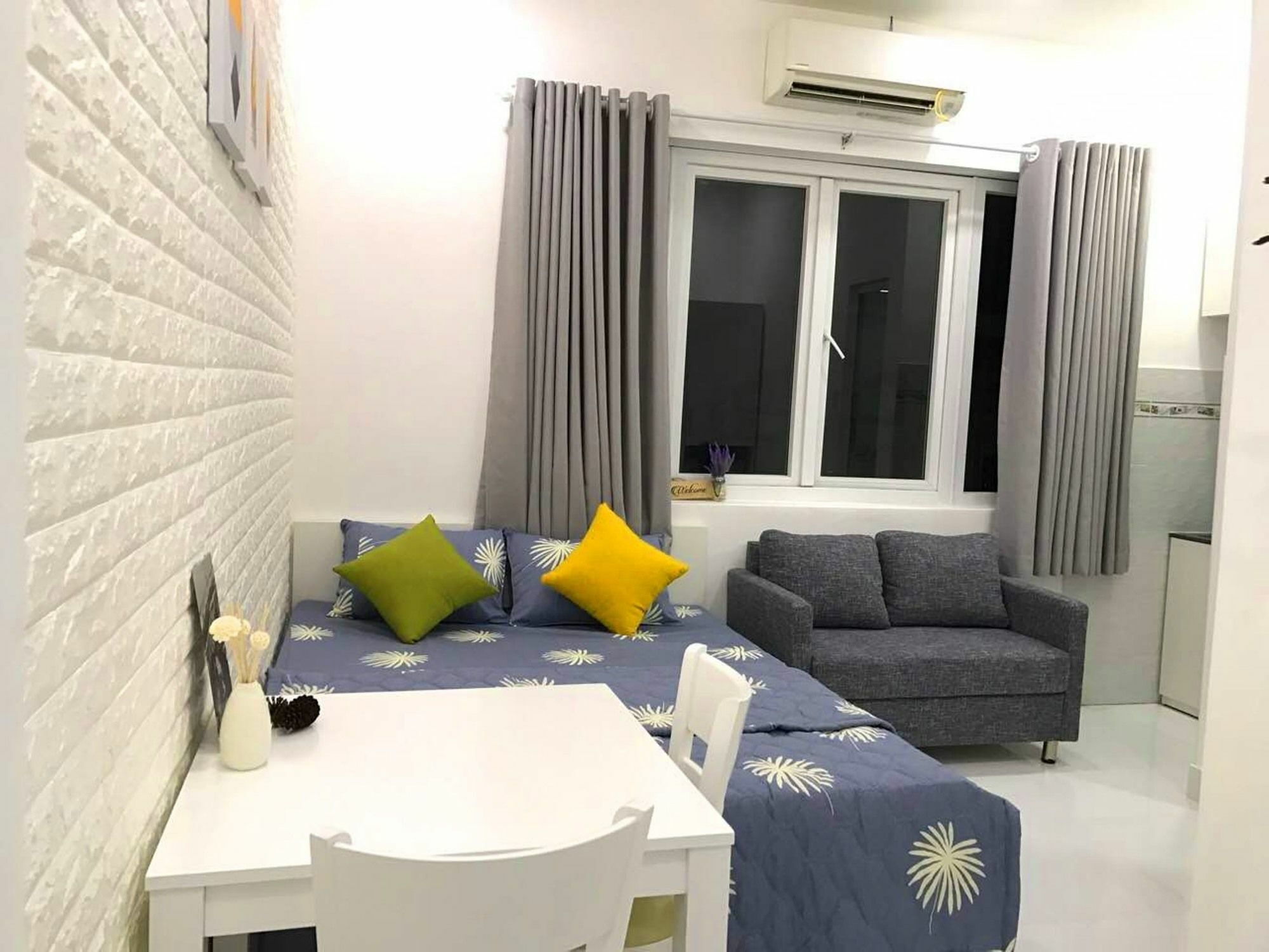 Smiley Apartment 9 Ho Chi Minh City Exterior photo