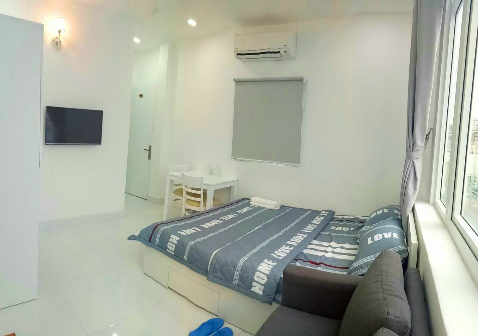 Smiley Apartment 9 Ho Chi Minh City Exterior photo