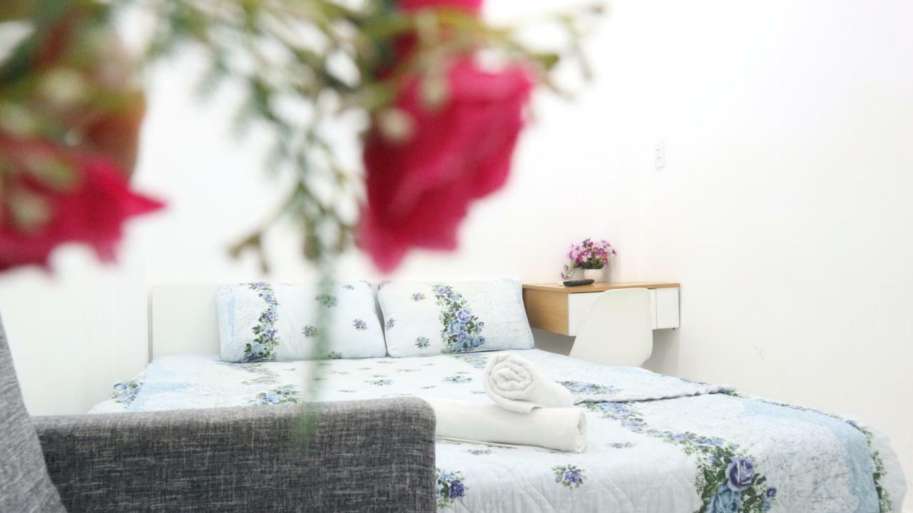 Smiley Apartment 9 Ho Chi Minh City Exterior photo