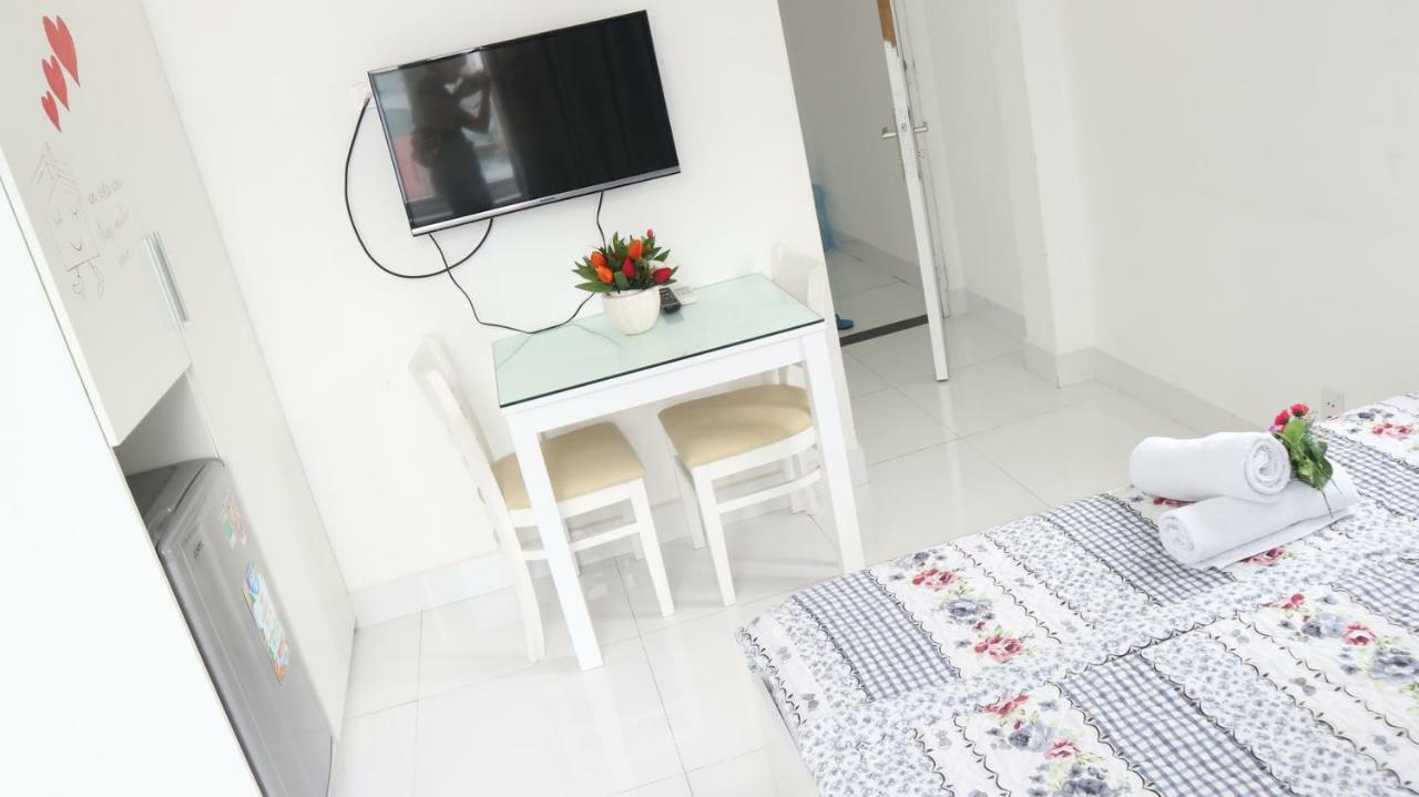 Smiley Apartment 9 Ho Chi Minh City Exterior photo